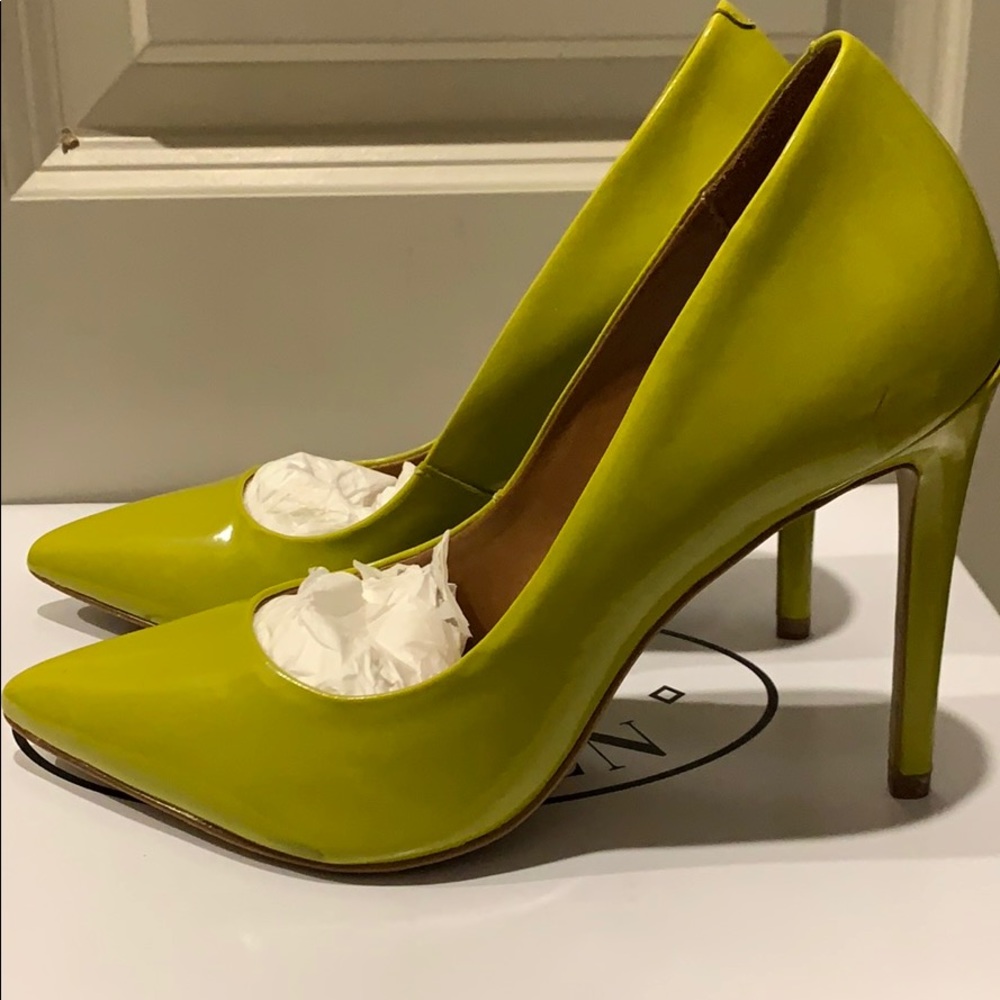 Steve Madden Proto pump